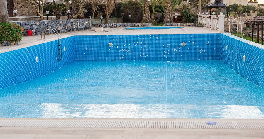 swimming pool with less water